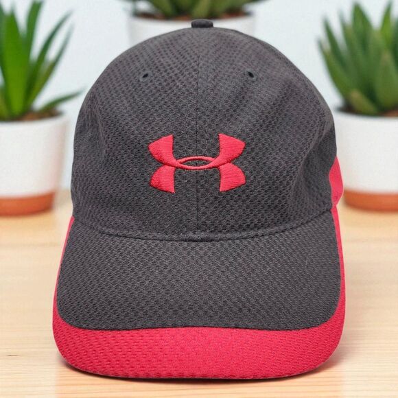 Under Armour Strapback Hat Cap Womens Gray Red Embroidered Adjustable Casual - Picture 1 of 8